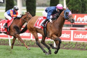 Express Pass | Photo: Ultimate Racing Photos | Neds